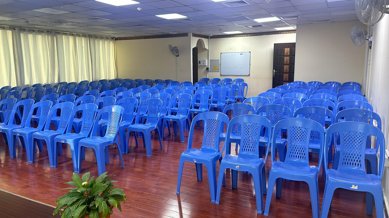 Sports facility rental Dubai hall and court